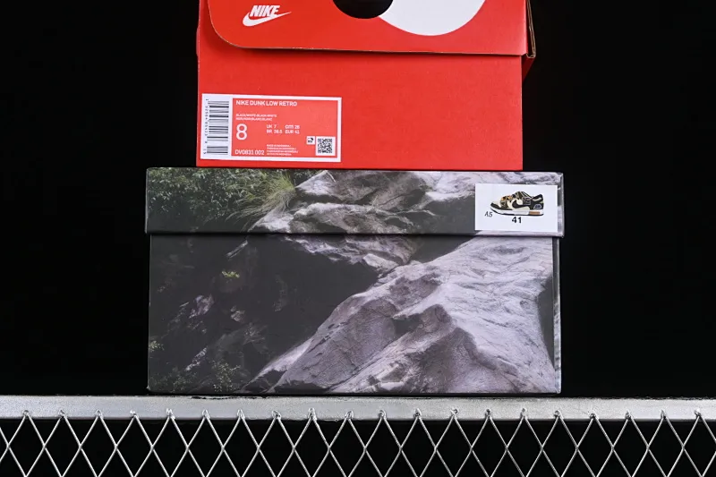 All Categories Nk SB Dunk Series Nk SB Dunk Low Low-top Sneakers Nk Dunk Low Panda Prank Jungle Crossing Overcoming Troubles Black Mamba Snake Print SB Strap Low-top Casual Sneakers DV0831-002